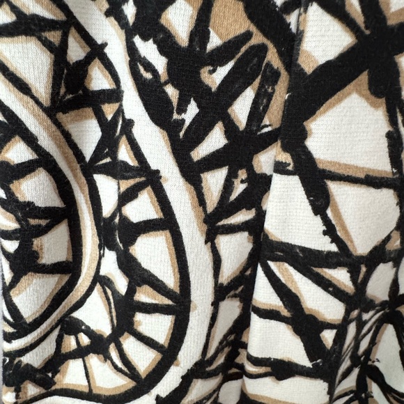 MaxMara Black and White Sheath Dress WITH BOX. Peter Pan Collar. Size 44 US 10. - Picture 11 of 17